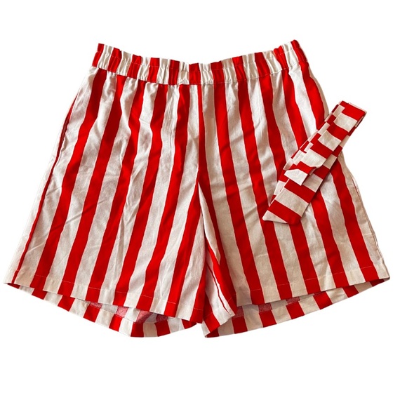 NWT - Paper bag striped shorts with belt - Picture 2 of 5